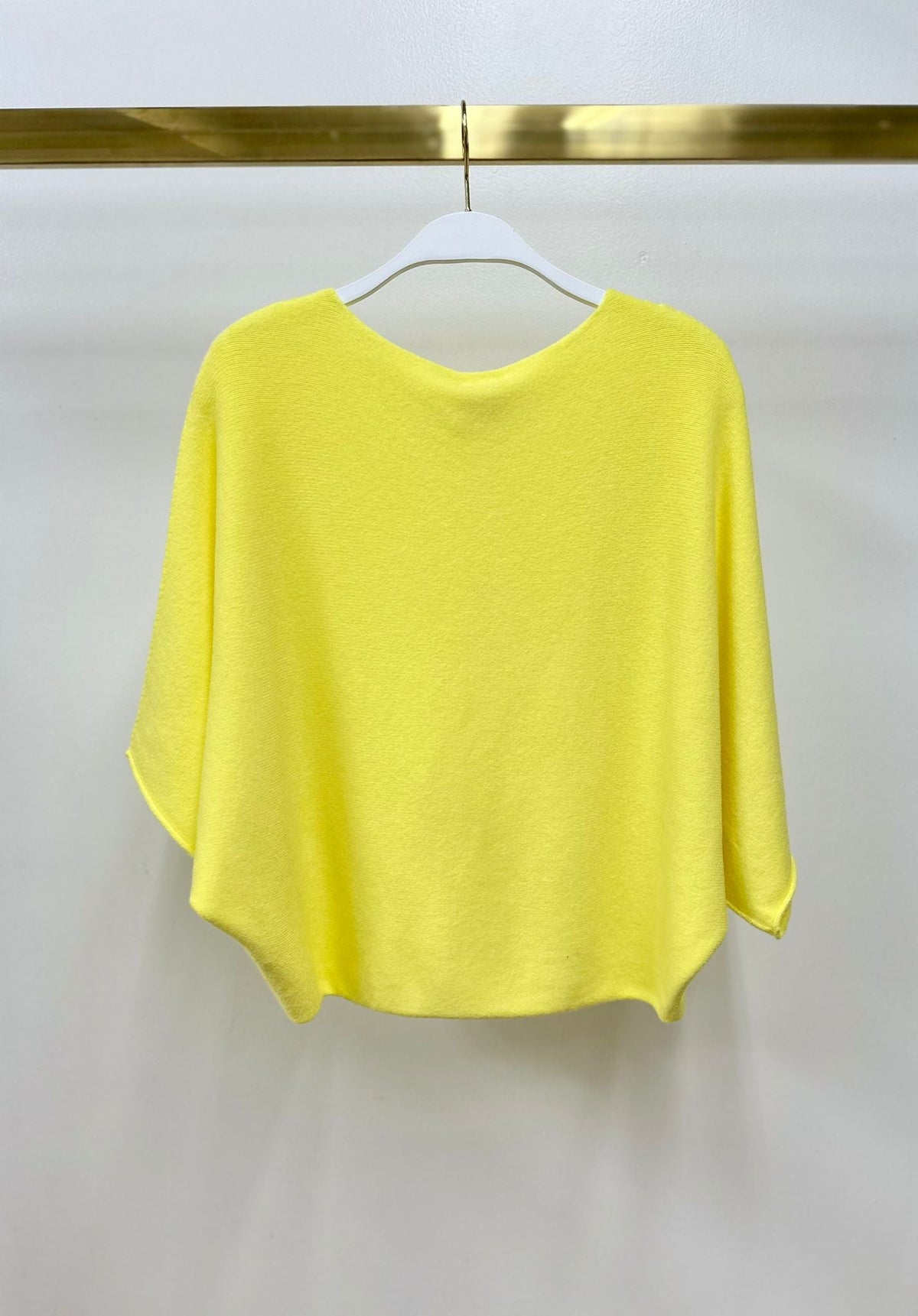 CREW NECK BATWING SLEEVE KNIT TOP