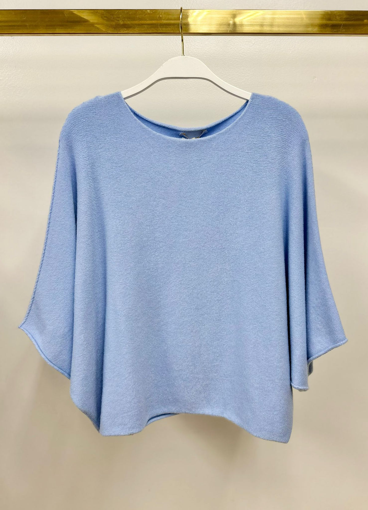 CREW NECK BATWING SLEEVE KNIT TOP