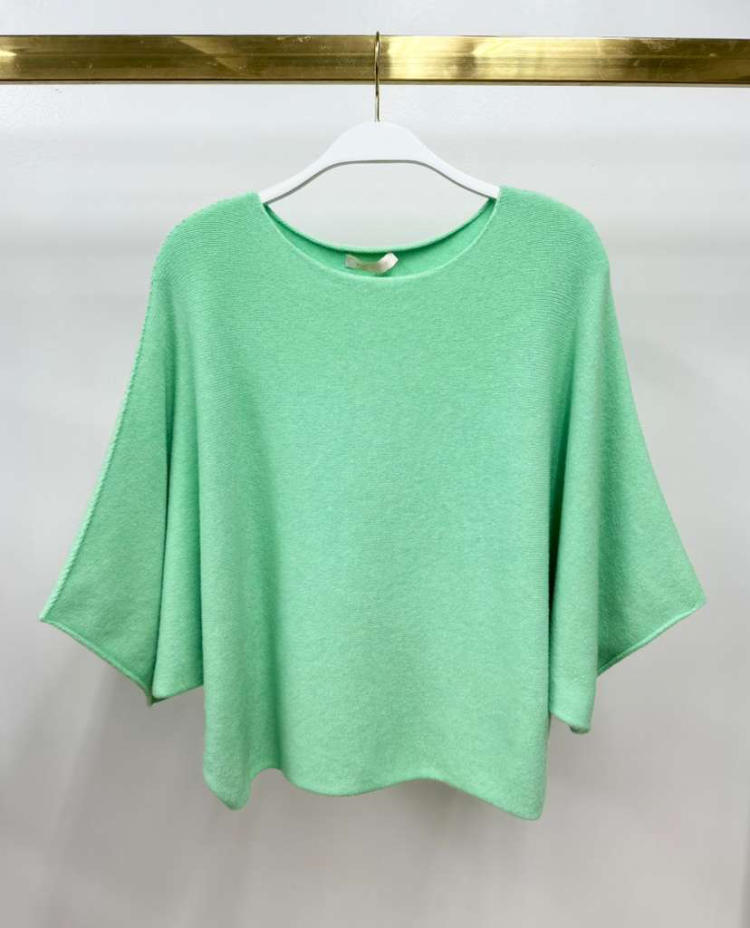 CREW NECK BATWING SLEEVE KNIT TOP