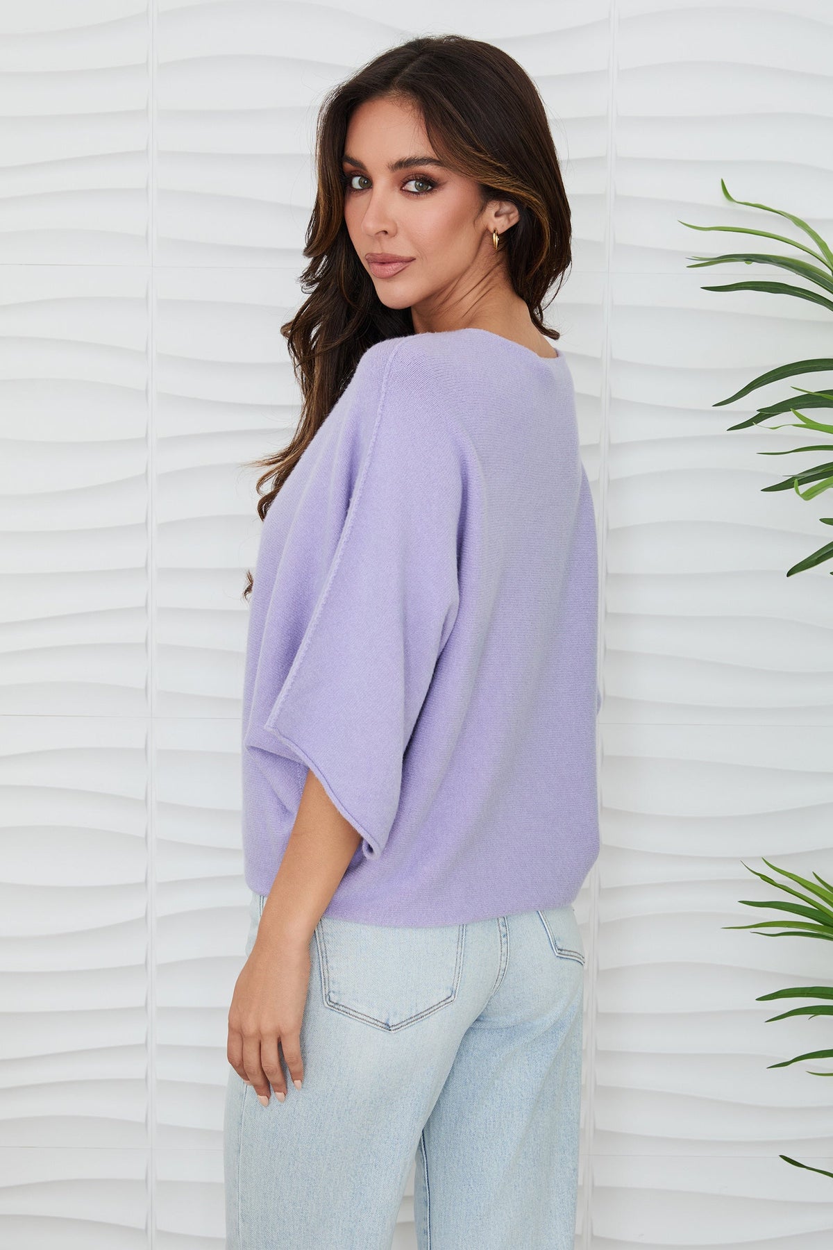 CREW NECK BATWING SLEEVE KNIT TOP