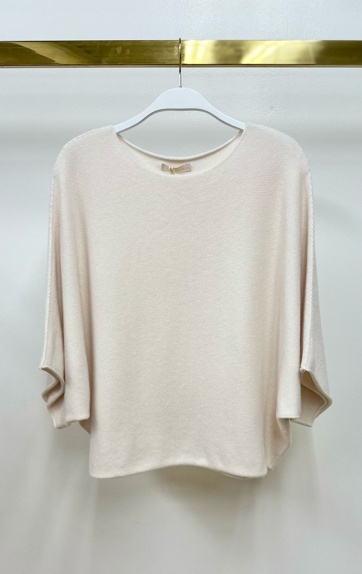 CREW NECK BATWING SLEEVE KNIT TOP
