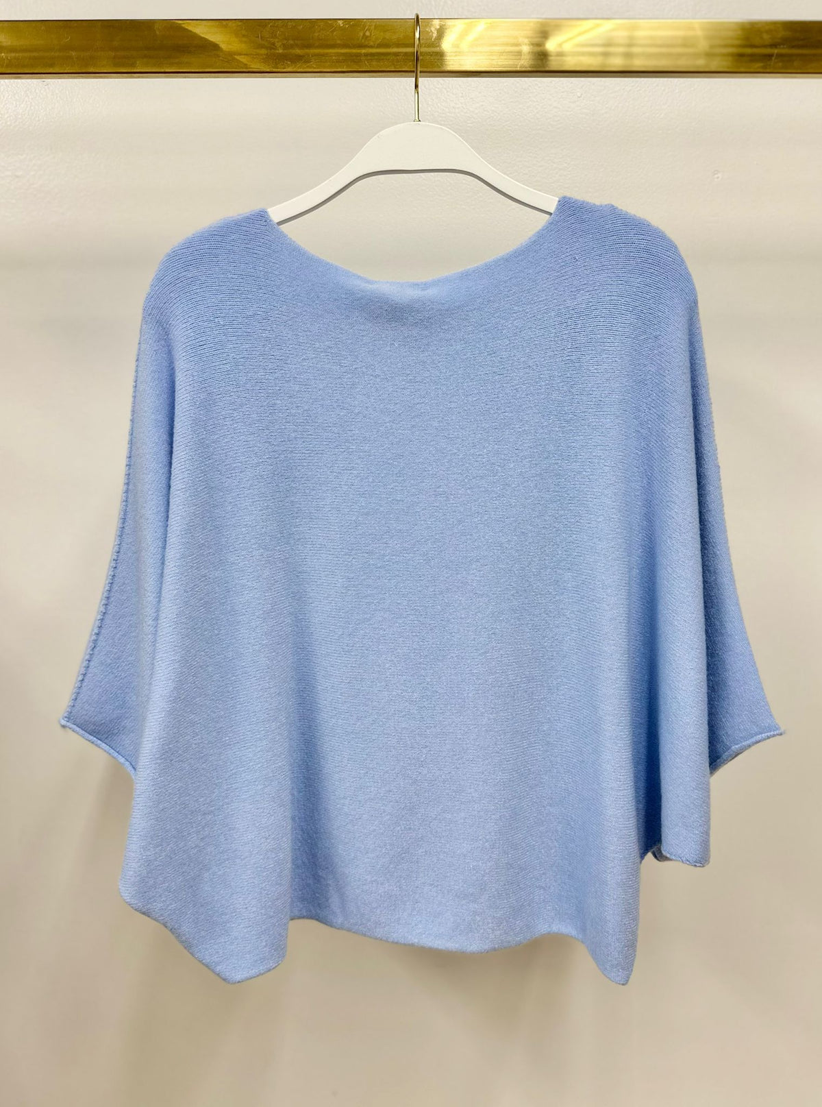 CREW NECK BATWING SLEEVE KNIT TOP