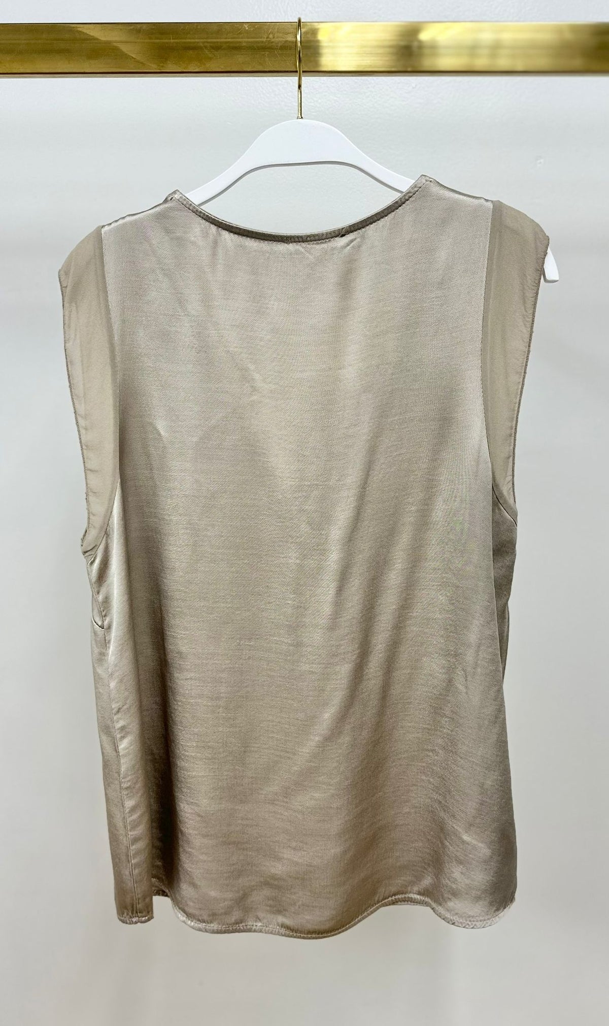 22684/235150-TOP