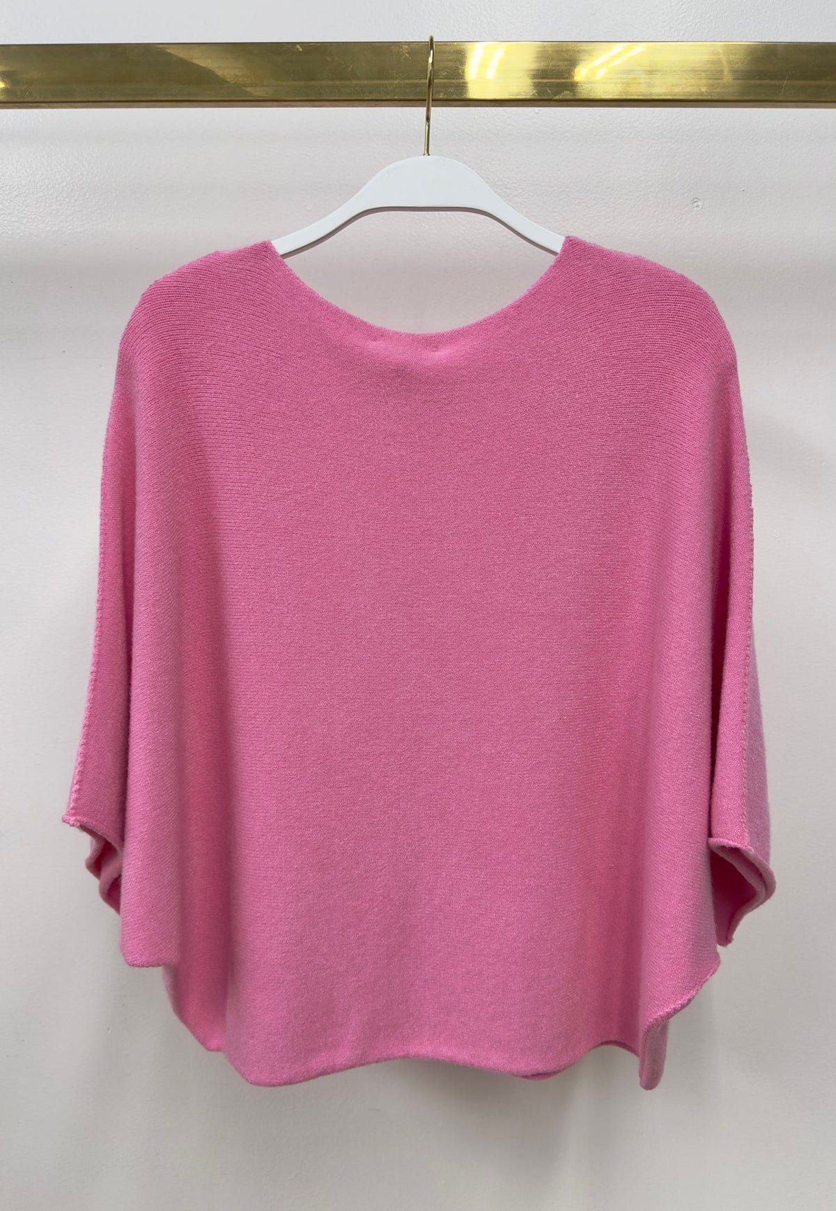CREW NECK BATWING SLEEVE KNIT TOP