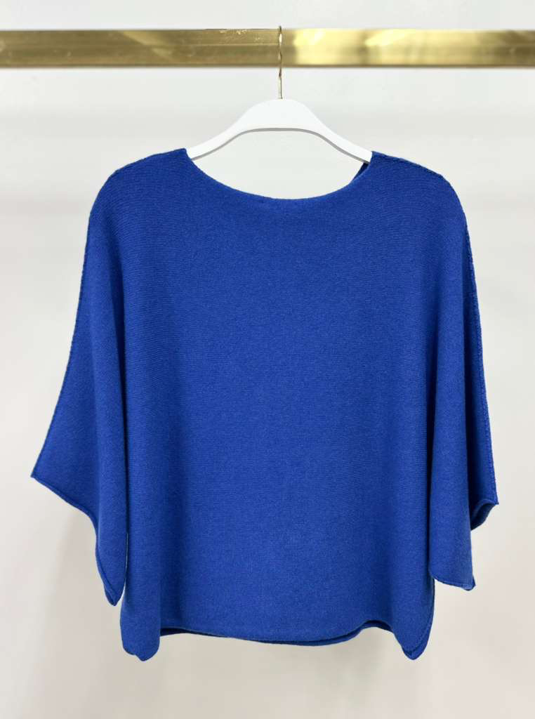 CREW NECK BATWING SLEEVE KNIT TOP