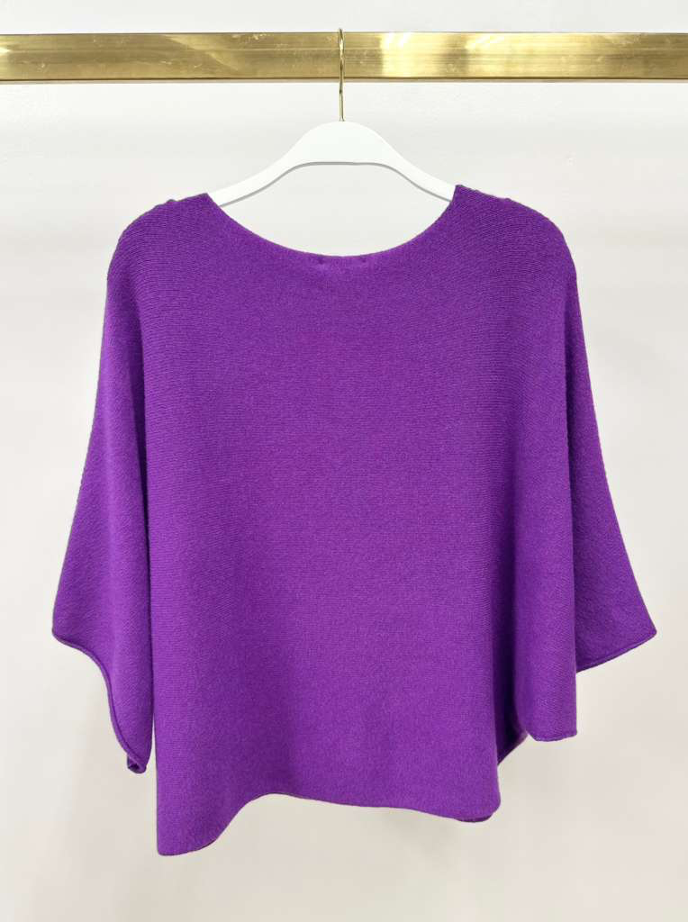 CREW NECK BATWING SLEEVE KNIT TOP