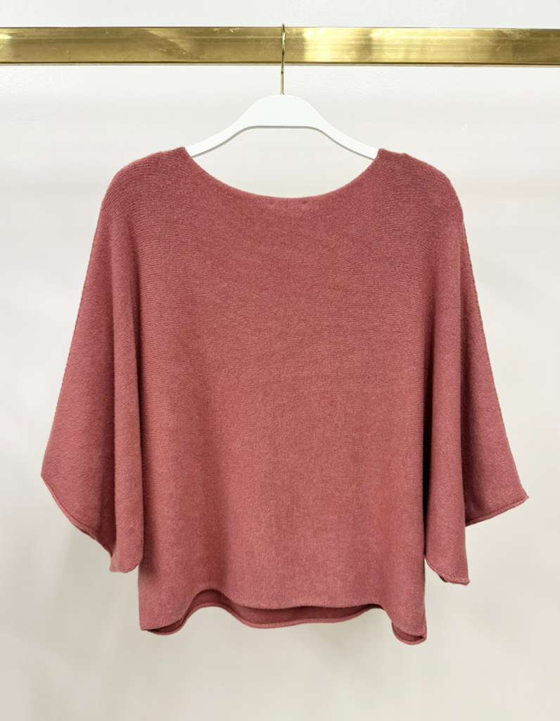 CREW NECK BATWING SLEEVE KNIT TOP