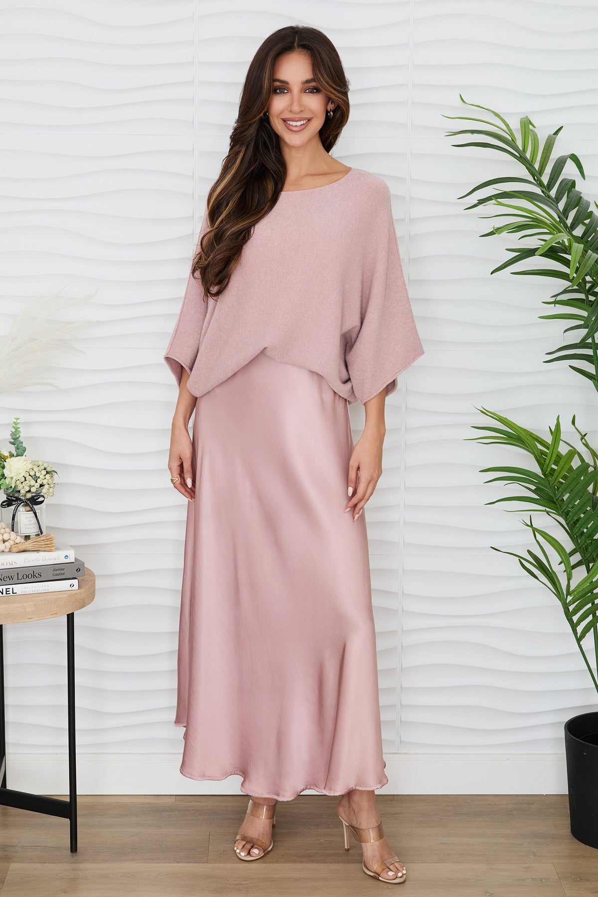 CREW NECK BATWING SLEEVE KNIT TOP