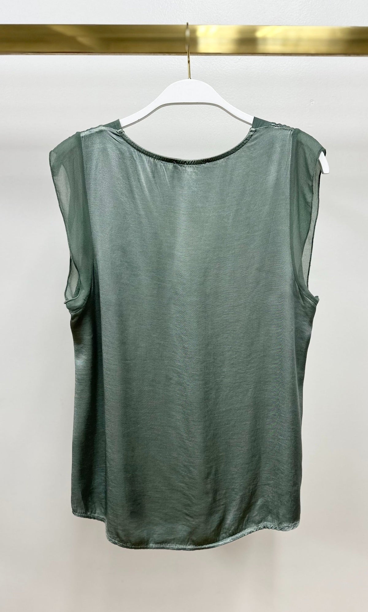 22684/235150-TOP